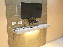 Mahal Kita Drive Inn