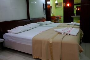 Mahal Kita Drive Inn