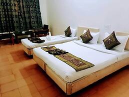 Hotel Ranjit Residency