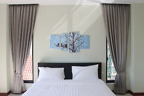 Malis the Residence & Hotel