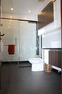 Malis the Residence & Hotel