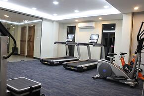 Malis the Residence & Hotel