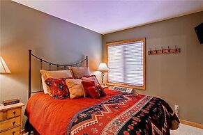 1202 Trappeurs Lodge, Trappeur's Crossing Apartment 2