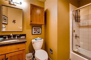 1202 Trappeurs Lodge, Trappeur's Crossing Apartment 2