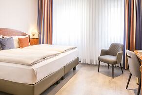 BARDOLINO Fine.Food.Hotel