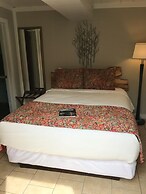 The Riverside Lodge at Chimney Rock