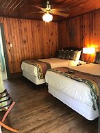 The Riverside Lodge at Chimney Rock