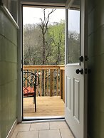 The Riverside Lodge at Chimney Rock