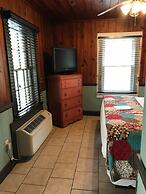 The Riverside Lodge at Chimney Rock