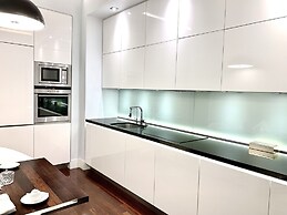 MONDRIAN Luxury Suites UNESCO Old Town