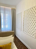 MONDRIAN Luxury Suites UNESCO Old Town