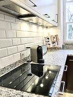 MONDRIAN Luxury Suites UNESCO Old Town