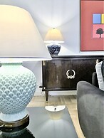 MONDRIAN Luxury Suites UNESCO Old Town