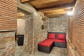 Q&B Hotel