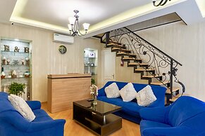 Q&B Hotel