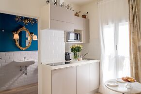 L'8 Boutique Concept Apartments