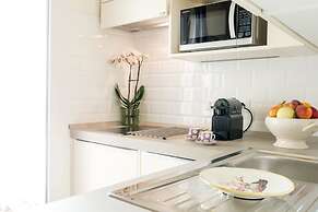 L'8 Boutique Concept Apartments