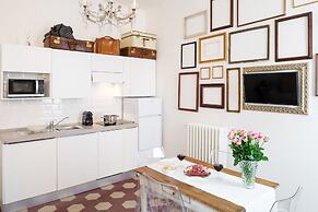 L'8 Boutique Concept Apartments