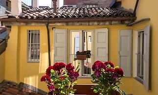 L'8 Boutique Concept Apartments