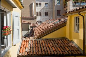 L'8 Boutique Concept Apartments