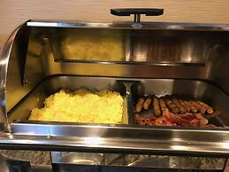 Heartland Inn and Suites