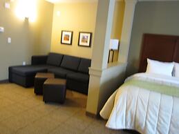 Heartland Inn and Suites