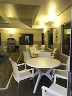 Heartland Inn and Suites