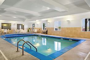 Heartland Inn and Suites
