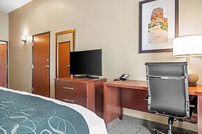 Heartland Inn and Suites