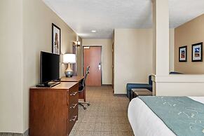 Heartland Inn and Suites