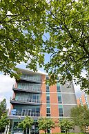 Brightleap Apartments - Silbury View