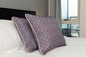 Brightleap Apartments - The Hub