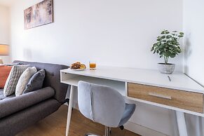 Brightleap Apartments - The Hub