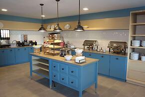 Country Inn & Suites by Radisson Lawrence