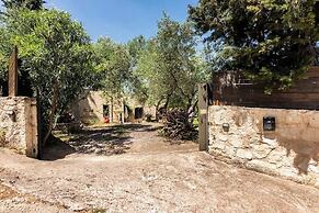 Villa Aloni-traditional Stone Villa With Nice View,pool and Garden
