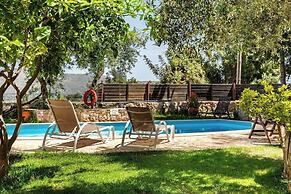 Villa Aloni-traditional Stone Villa With Nice View,pool and Garden