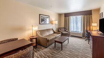 Cobblestone Hotel & Suites - Hartford