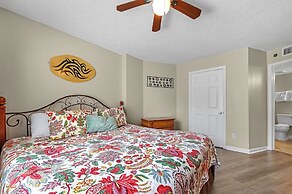 Tradewinds Condos by Hosteeva