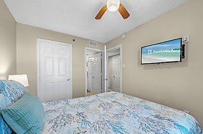 Tradewinds Condos by Hosteeva