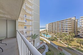 Tradewinds Condos by Hosteeva