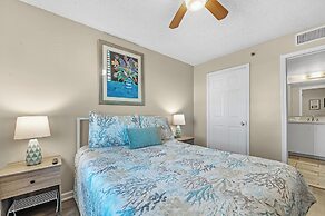 Tradewinds Condos by Hosteeva