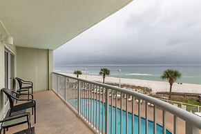 Tradewinds Condos by Hosteeva