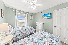 Tradewinds Condos by Hosteeva