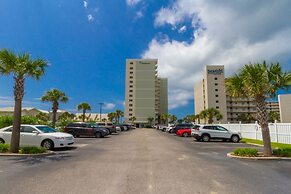 Tradewinds Condos by Hosteeva