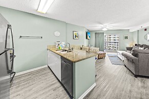 Tradewinds Condos by Hosteeva