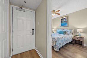 Tradewinds Condos by Hosteeva