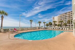 Tradewinds Condos by Hosteeva