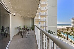 Tradewinds Condos by Hosteeva