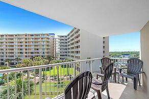 Tradewinds Condos by Hosteeva