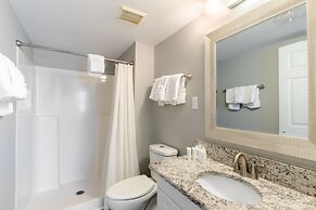 Tradewinds Condos by Hosteeva